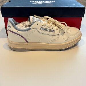 Reebok Women’s Phase Court Sneaker Vintage Blue/ Laser Pink NWT size 6.5